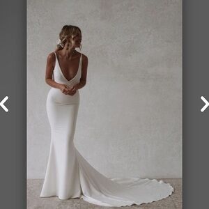 Elegant White Wedding Dress